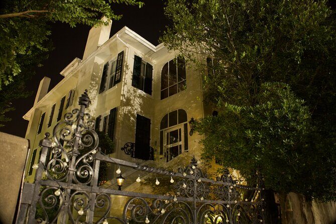 Galveston Shadows Ghost Tour Adventure - A Detailed Look at the Galveston Shadows Ghost Tour