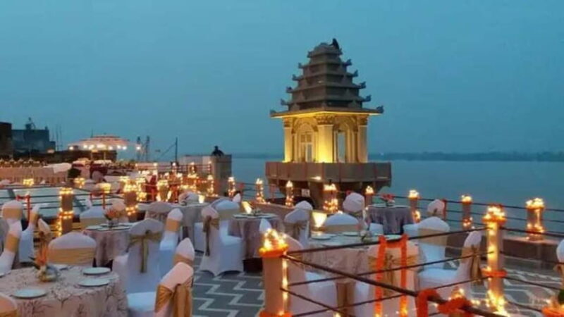 Ganga Ghat Arti with Roof Café Close to Ganges - Authentic and Practical: What Travelers Say