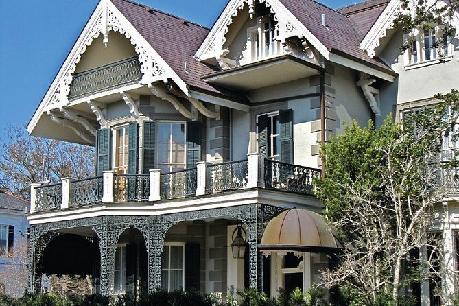 Garden District Walking Tour of New Orleans - Key Points