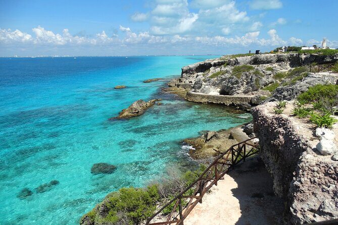 Garrafon Park in Isla Mujeres from Cancun - Key Points
