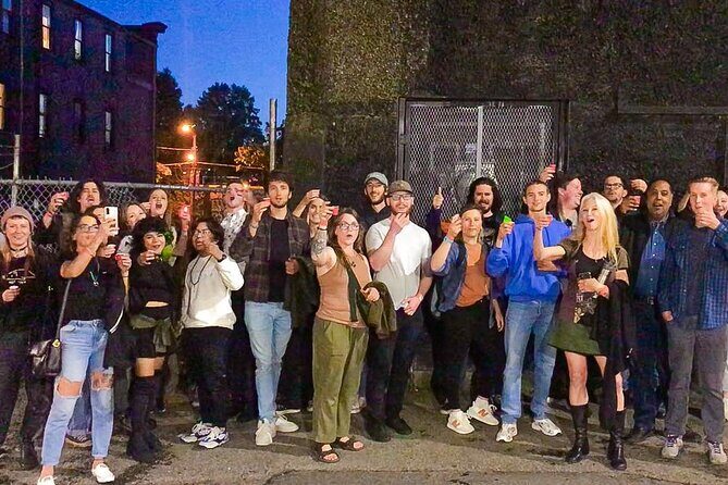 Gastown Pub Crawl - Meeting the Guides and Fellow Travelers