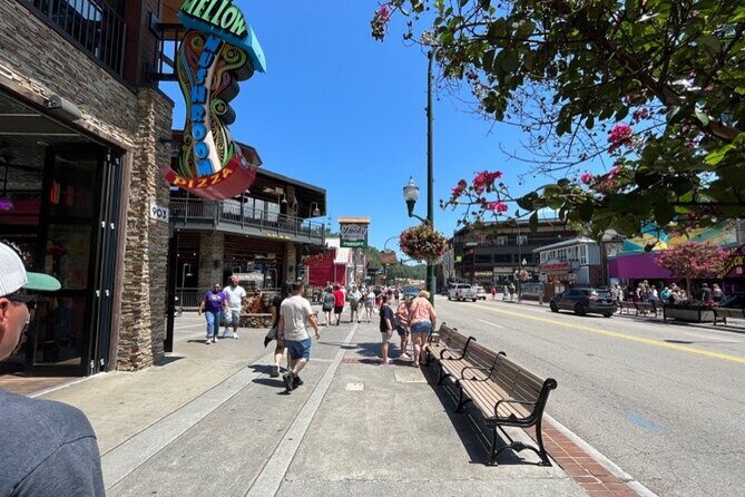 Gatlinburg Scavenger Hunt and Sights Self Guided Tour - A Closer Look at the Tour Itinerary and Experience