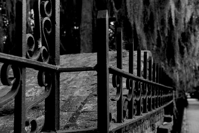 Genteel and Bard's Savannah Dark History and Ghost Encounter Walking Tour - A Deep Dive into the Savannah Dark History and Ghost Encounter Tour