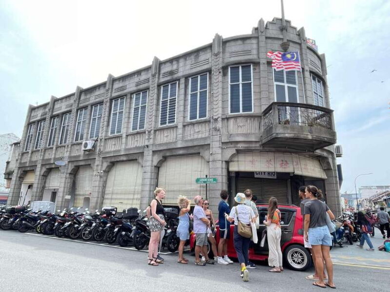 George Town: Heritage Walking Tour with Street Food Tasting - Key Points