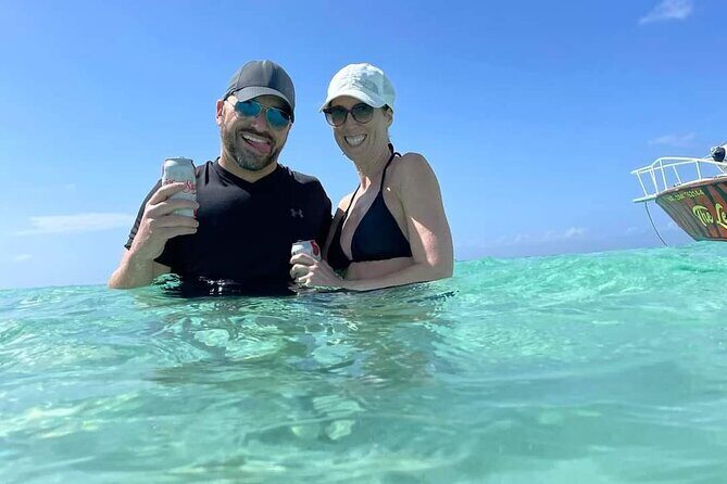 Get to know heaven on earth with Chivis del mar private - An In-Depth Look at the Tour Experience