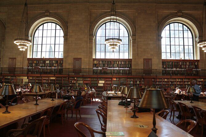Ghostbusters Movie Locations Private Tour in New York - Key Points