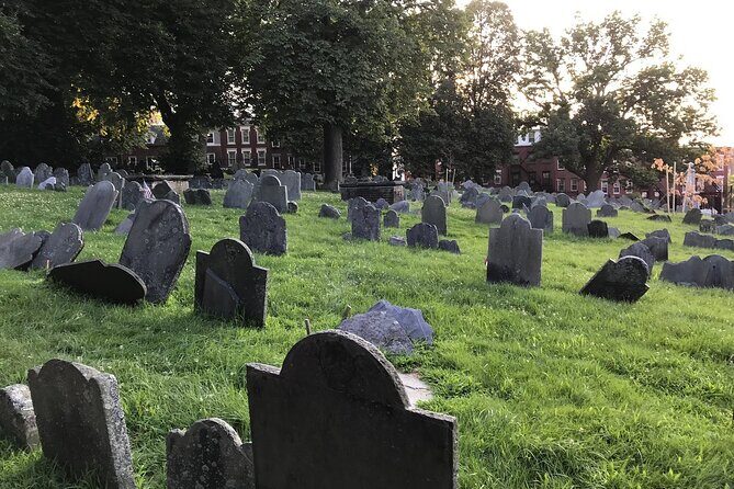 Ghosts and Gravestones Boston Nightwalk - Final Reflection and Return