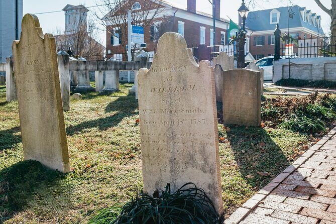 Ghosts of Fredericksburg, Virginia: A Self-Guided Walking Tour - The Sum Up