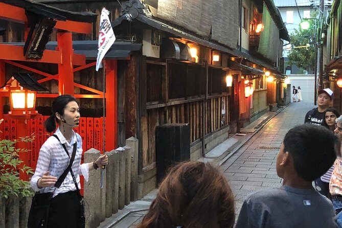 Gion Walking Tour by Night - An In-Depth Look at the Gion Night Walking Tour