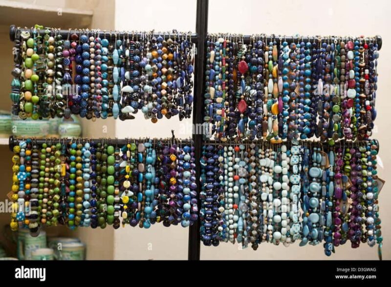 Giraffe Center, Karen Blixen & Elephant Orphanage Day Tour - Cultural Touch: Kobe Beads Factory