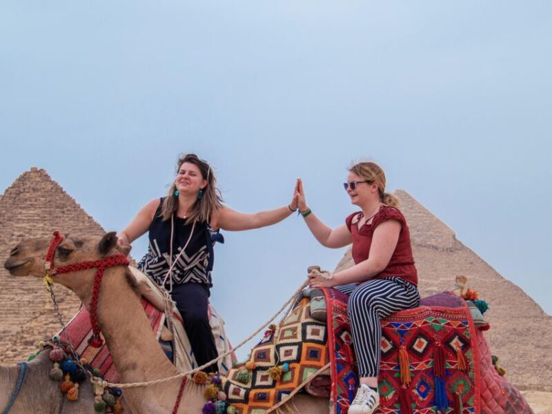 Giza: Female Guided Pyramids and Egyptian Museum Tour - Detailed Exploration of the Tour