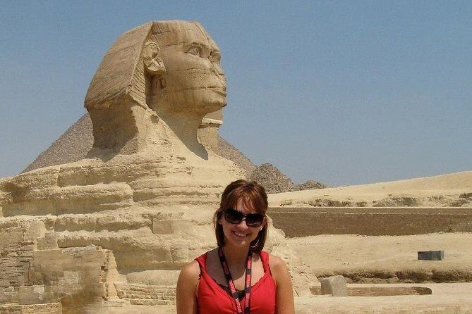 Giza pyramids and Cairo tour from Sharm El-Sheikh - Exploring the Egyptian Museum in Cairo