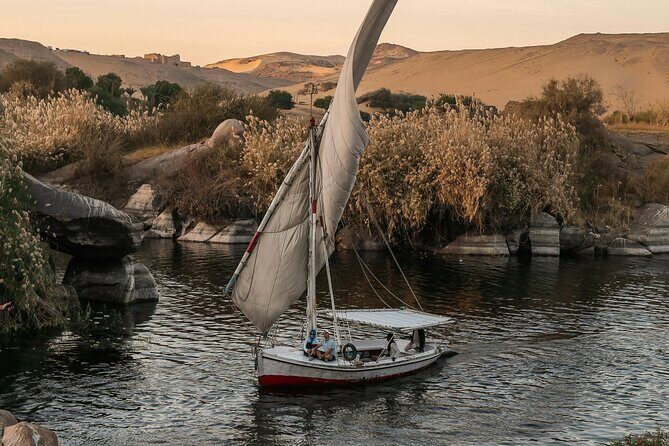 Giza Pyramids and Felucca Boat Ride on Nile River Private Tour - Authentic Experience and Guide Quality