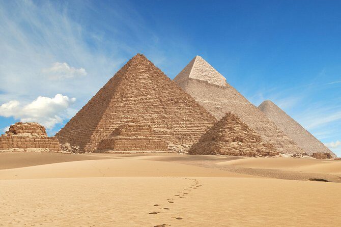 Giza Pyramids and Sakkara Tour - A Closer Look at the Itinerary