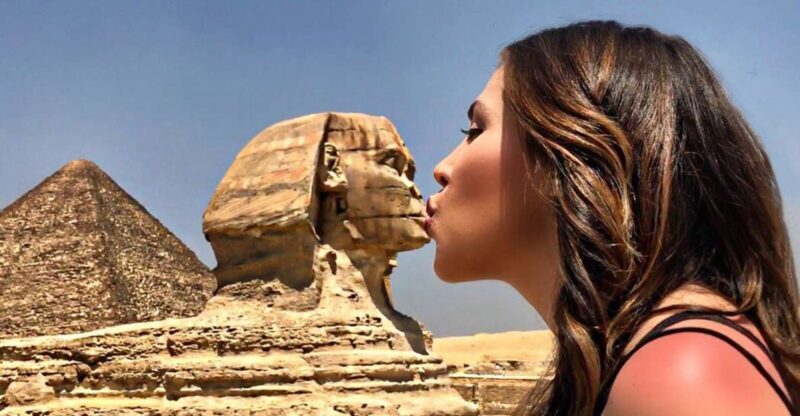 Giza Pyramids and Sphinx: Half-Day Private or Group Tour - Key Points