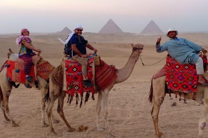 Giza Pyramids, Memphis and Sakkara Day Trip - A Complete Guide to the Giza Pyramids, Memphis, and Sakkara Tour