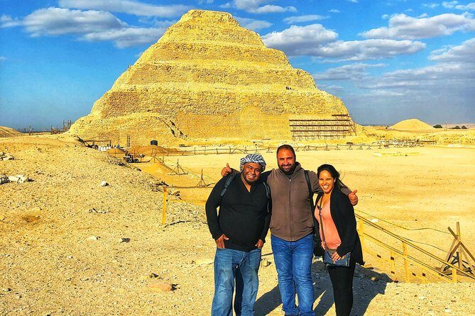 Giza pyramids, Sakkara and Memphis private tour - An Overview of the Experience