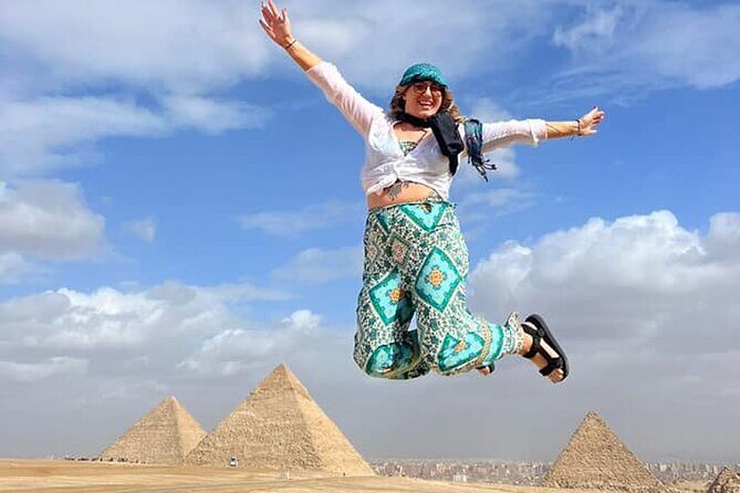 Giza Pyramids, Sakkara Pyramid, Memphis Old City with Private Expert Guide - FAQ