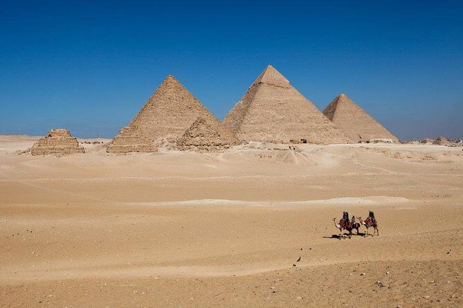 Giza Pyramids, Sphinx and Egyptian Museum tour - FAQ