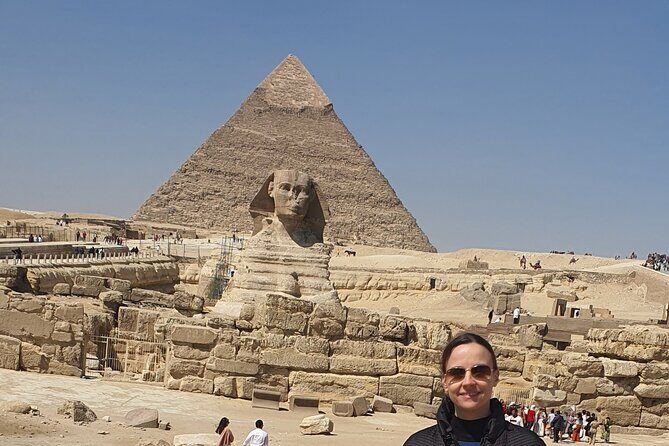 Giza pyramids,Egyptian Museum, Khan El khalili Bazar and Moez Street - What Does the Tour Include?