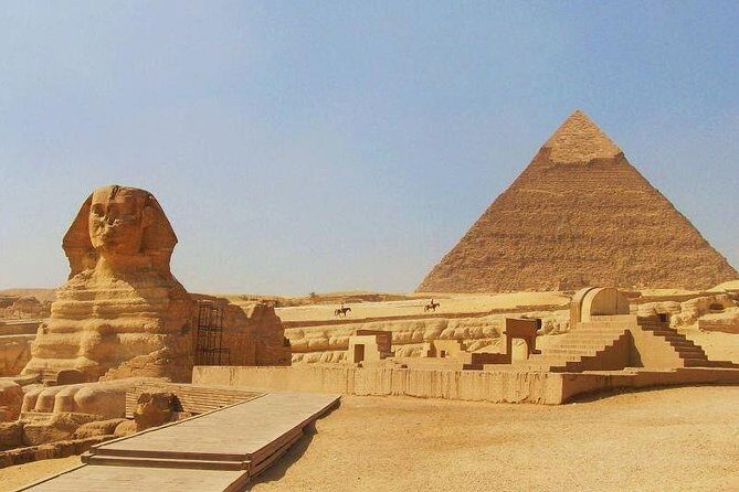 Giza Pyramids,Sphinx & Egyptian Museum - An Introduction to Cairo’s Must-See Attractions