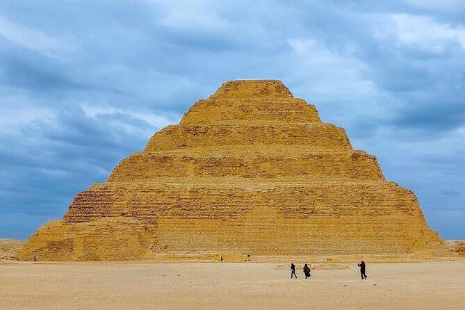 Giza Pyramids,Sphinx,Camel Ride,ATV Bike,Shopping,Dinner cruiseII - Practical Considerations and Value