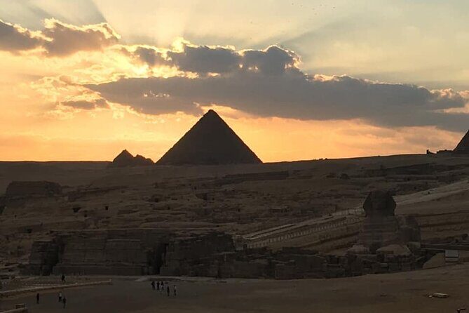 Giza, Sakkara and Dahshour Pyramids Private Tour with lunch - The Value of This Tour