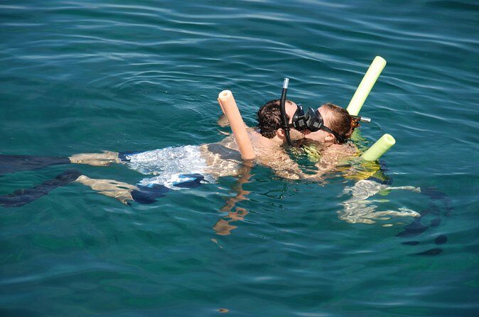 Glass Bottom Boat and Snorkeling Combo in Bermuda - FAQs