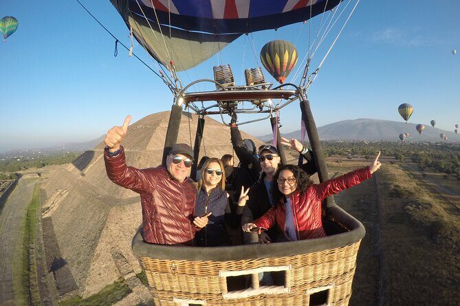 Globo Teotihuacan flight from Mexico City. - An Introduction to the Tour Experience