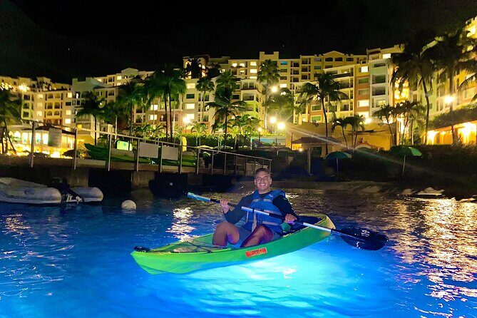 Glow Boats LED Night Kayak from Marriott Frenchman's Cove - A Review of the Glow Boats LED Night Kayak Tour from Marriott Frenchmans Cove