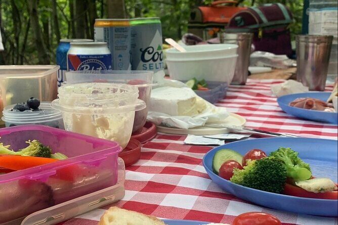 Goat Hiking, Beaver Dam Visit and picnic in Quebec forest - Key Points