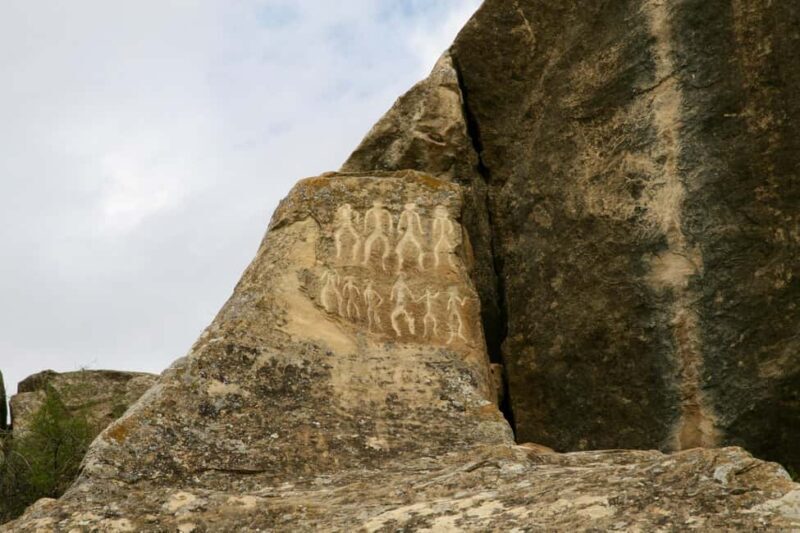 Gobustan Rock Arts and Mud Volcanoes Tour with F1 schedule - An In-Depth Look at the Tour