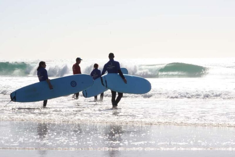 Gold Coast: Learn to Surf Experience with Lunch & Activities - Key Points