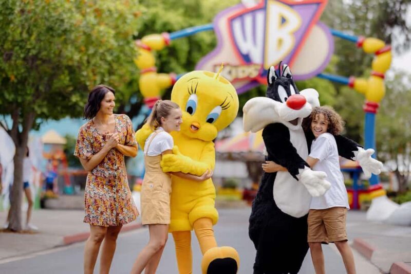 Gold Coast: Movie World, Sea World & Wet'n'Wild 7-Day Pass - Authentic Experiences and Authenticity