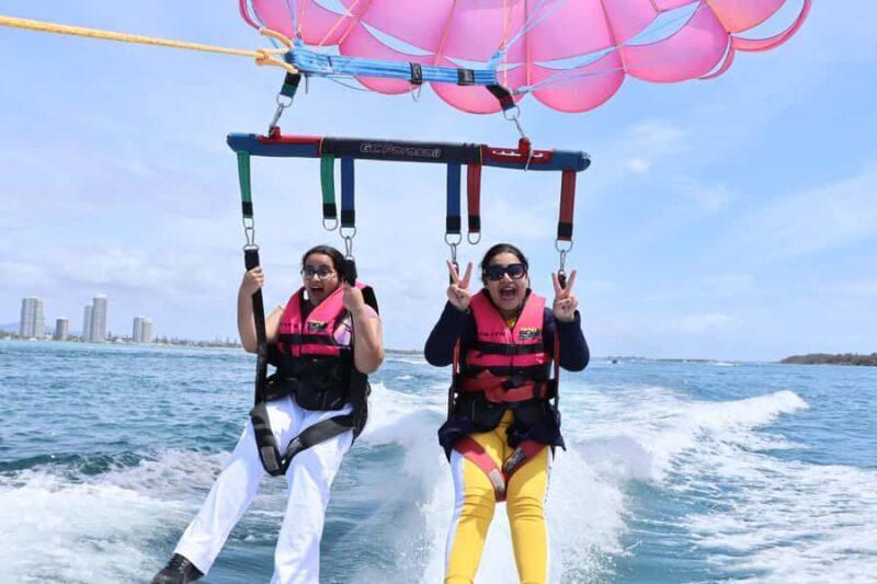 Gold Coast: Parasailing in Surfers Paradise with Free Photos - What the Reviews Say