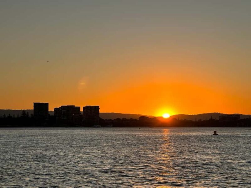 Gold Coast Private Sunset Sailing Charter w/ dinner & drinks - FAQs