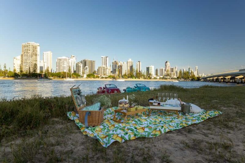 Gold Coast: Private Sunset Skippered Tour - An Authentic Gold Coast Experience on the Water