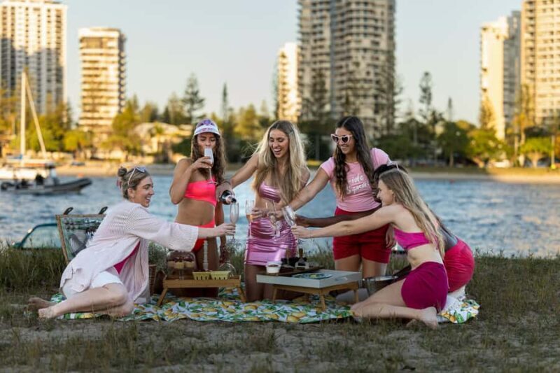 Gold Coast: Private Sunset Skippered Tour - The Sum Up