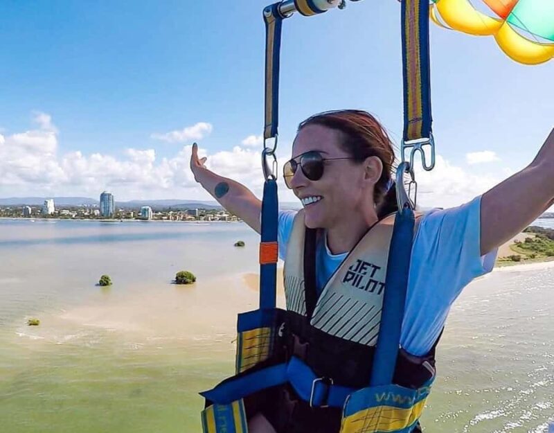 Gold Coast: Surfers Parasailing with Free Photos - Practical Details: Timing, Group Size, and Cost