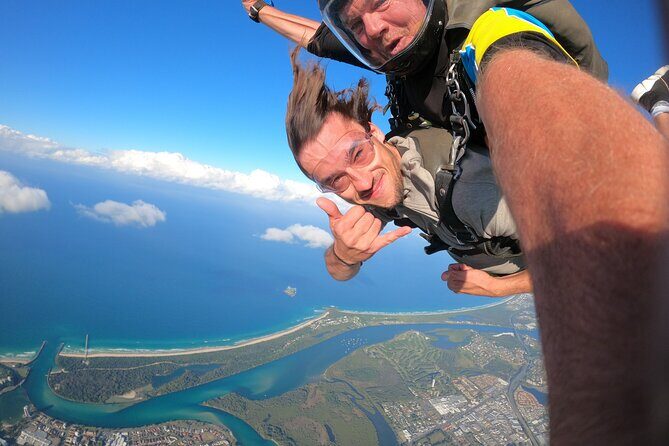 Gold Coast Tandem Skydive - The Reviews Speak Volumes