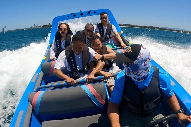 Gold Coast V8 Jet Boat Rapid Ride - A Closer Look at the Gold Coast V8 Jet Boat Rapid Ride