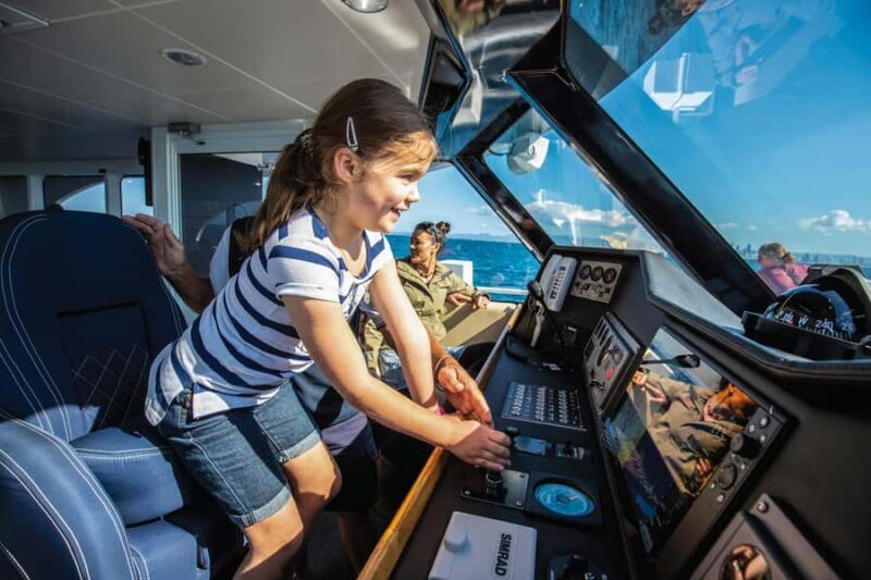 Gold Coast: Whale Watching Cruise & Sea World Entry - Key Points
