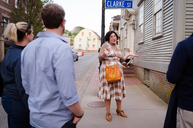 Golden Age to Gilded Age Newport's Transformation Walking Tour - Key Points