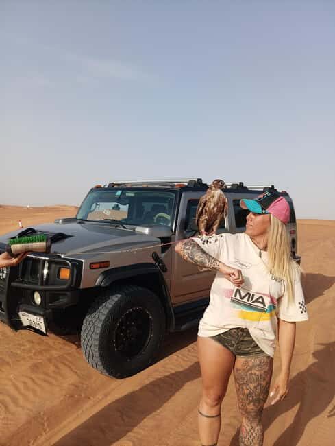 Golden Sands & Glamour: Hummer Safari with Photoshoot - A Closer Look at the Desert Safari Experience