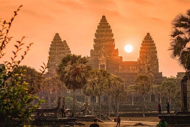 Golden Sunrise at Angkor Wat Private Guided Tour - FAQ