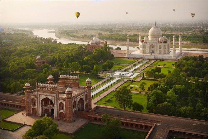 Golden Triangle 2-Day Tour to Agra and Jaipur from Delhi by Train - What the Reviews Say