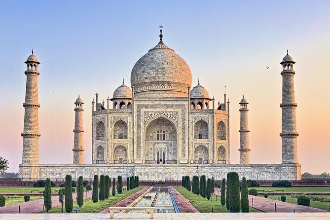 Golden Triangle Tour With Ranthambore - Exploring Delhi: The Capitals Contrasts