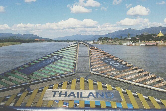 Golden Triangle, White, Black, Blue Temple Full Day Tour From Chiang Mai - Who Should Consider This Tour?