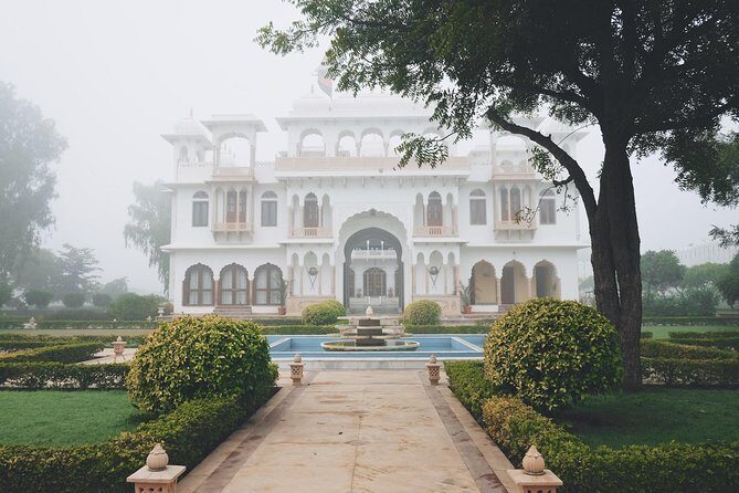Golden Triangle with Wildlife and Royal Castle Stay - A Comprehensive Look at the Tour