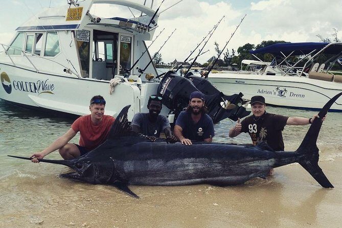 GOLDEN WAVE 3 - IGFA Captain Vic - Blue Marlin Fishing - The Authenticity and Value of the Experience